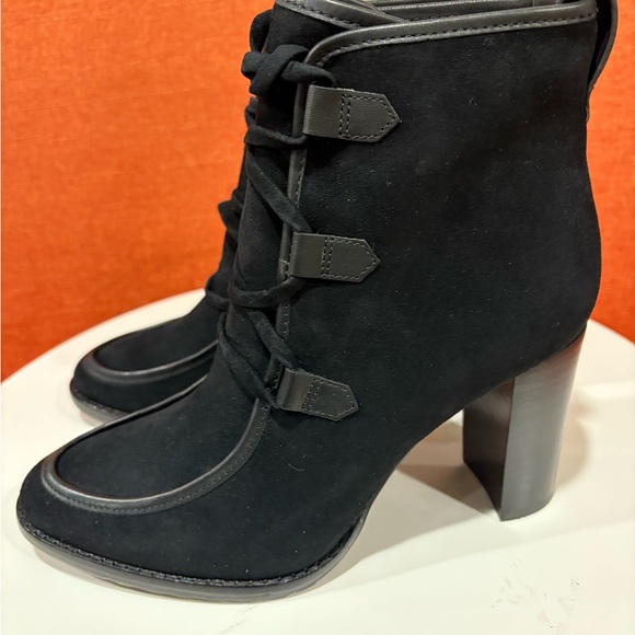 Lauren Ralph Lauren Black Heeled Mabel Boots NWT - Picture 6 of 15
